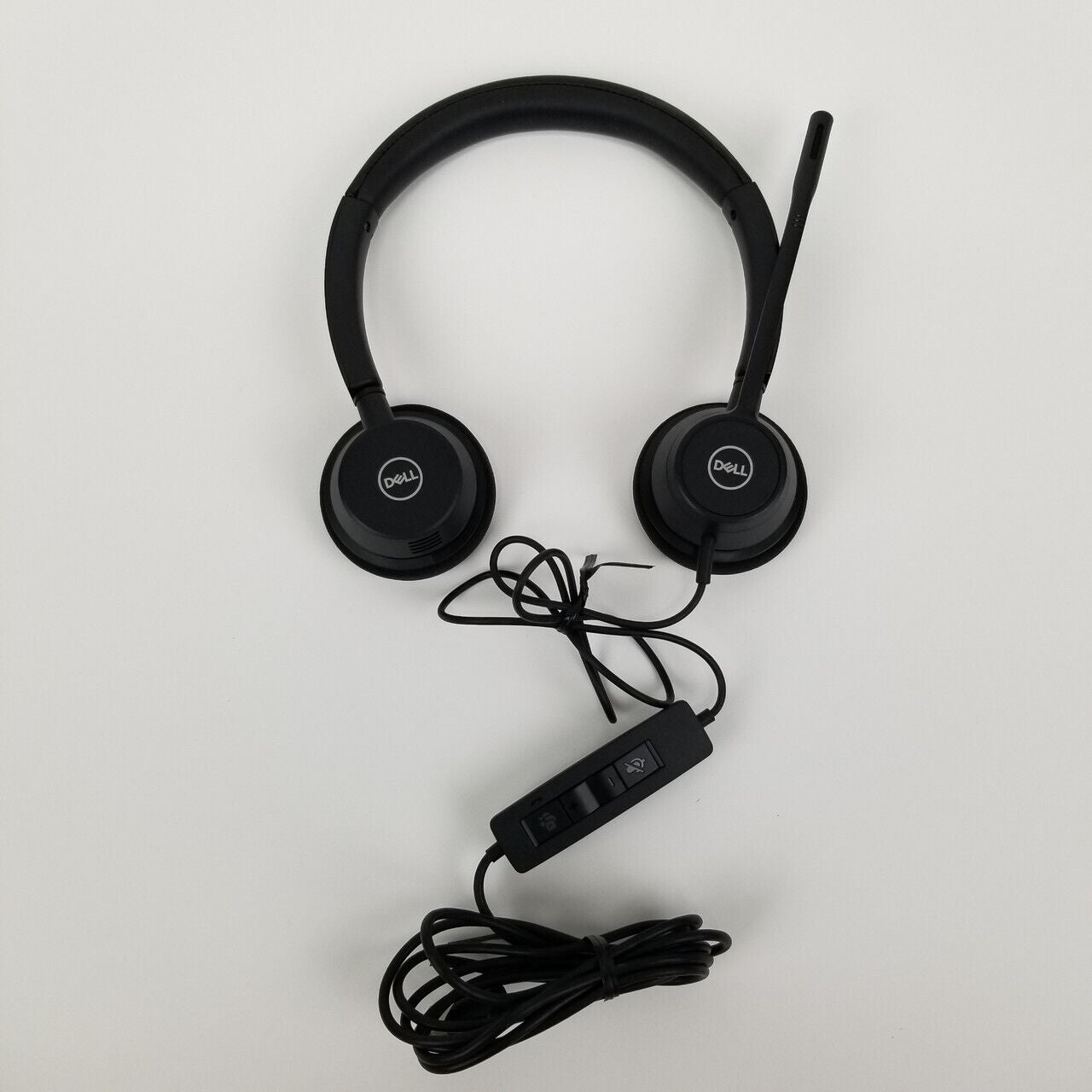 Dell Plantronics BW3320-M Wired USB-A Headset | Grade A - ShopComprenew