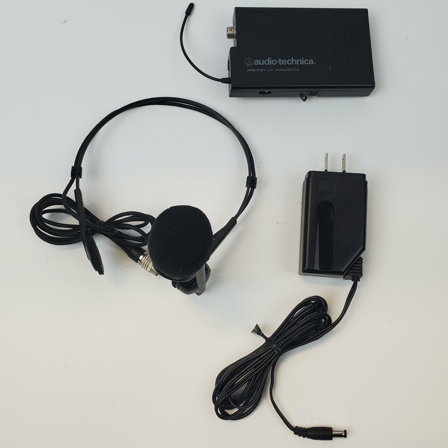 Audio Technica ATW-R700 Wireless Microphone Transmitter/Receiver Set | Grade B