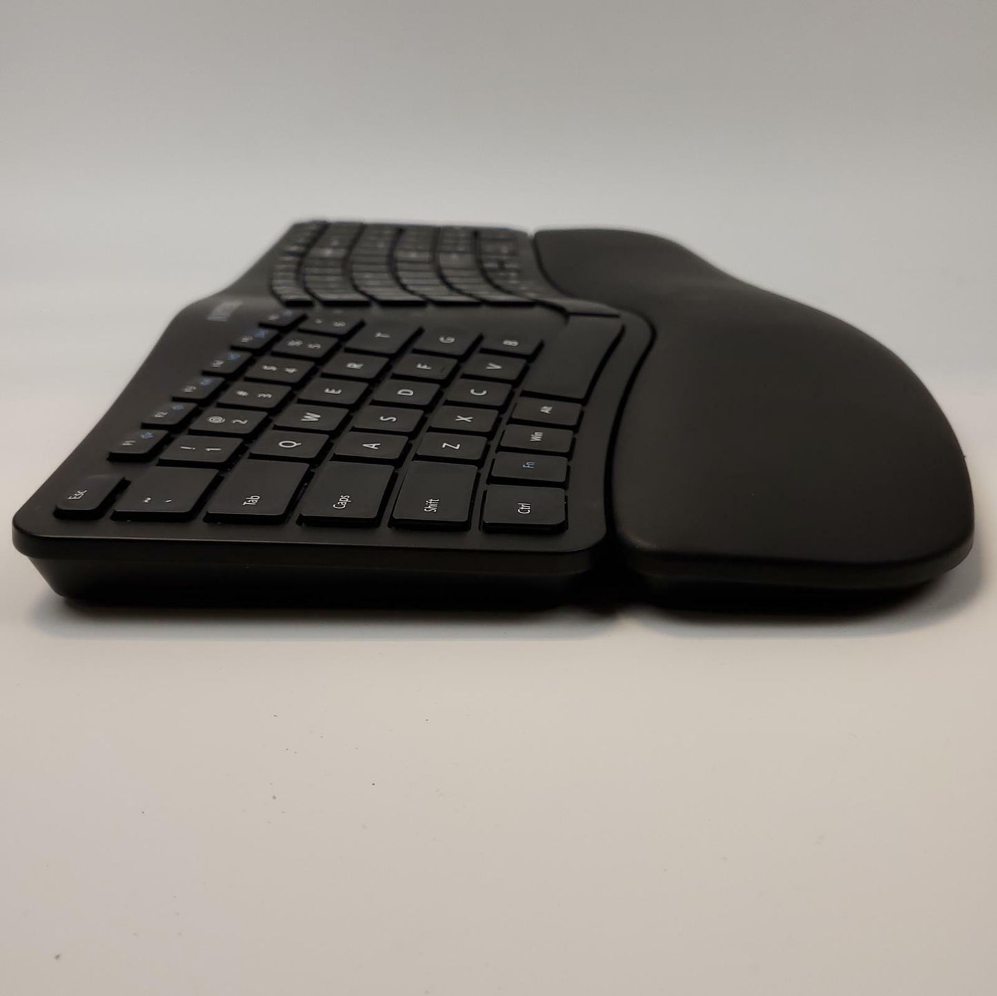 Arteck HW315 Wireless USB Keyboard | Grade A