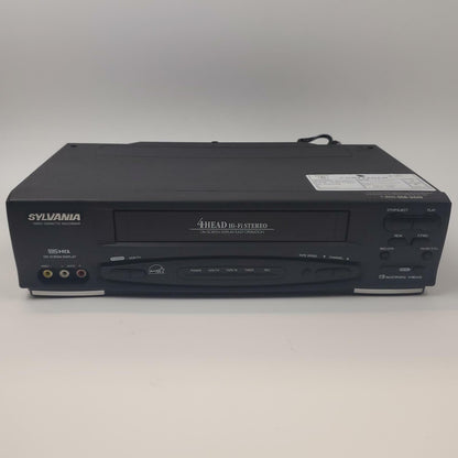 Sylvania SSV6001 VCR/VHS Player w/ Remote | Grade B