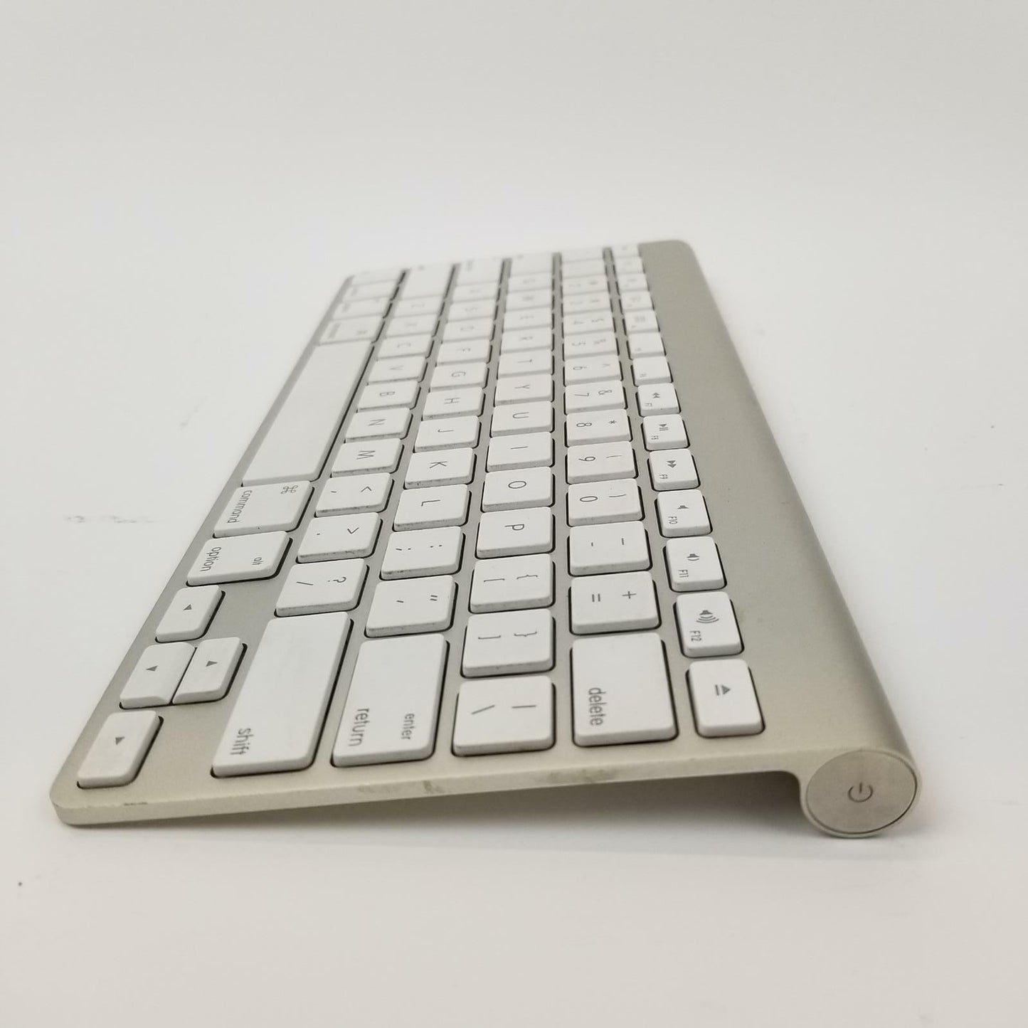 Apple A1314 Bluetooth Keyboard | Grade B