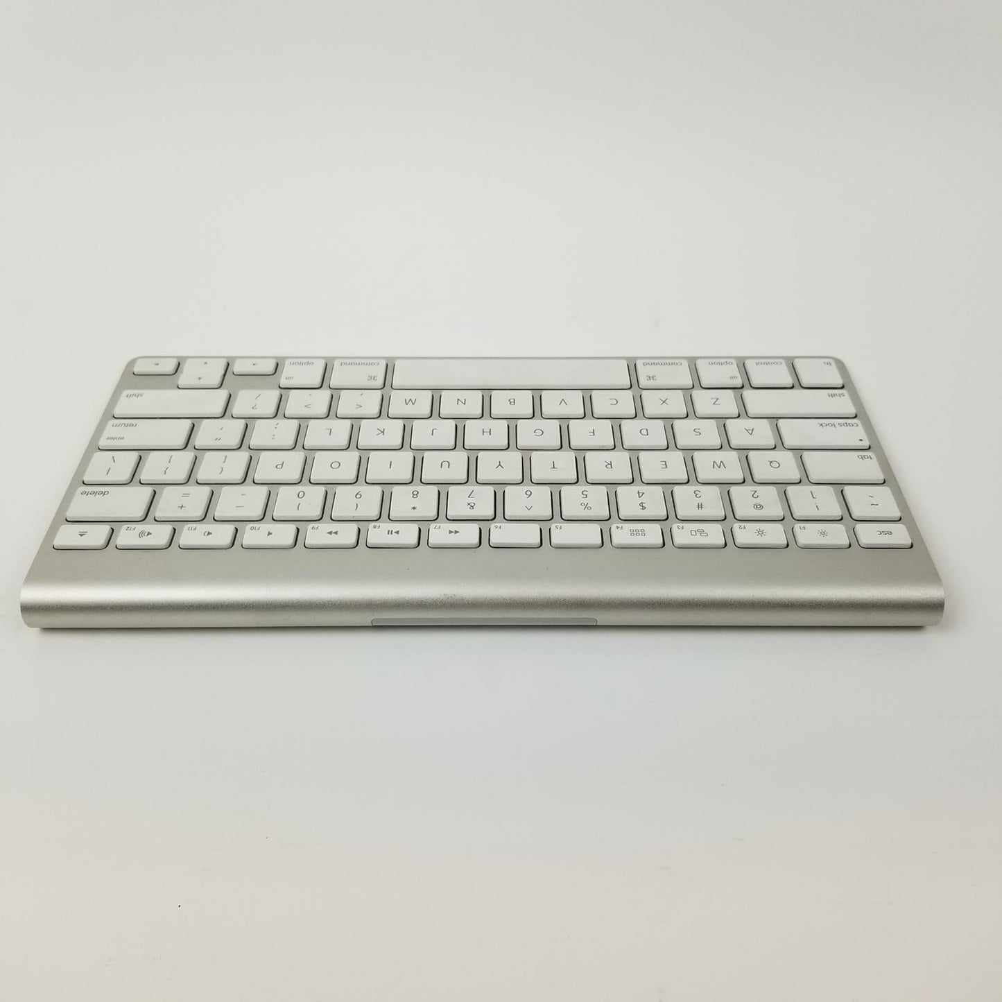 Apple A1314 Bluetooth Keyboard | Grade B