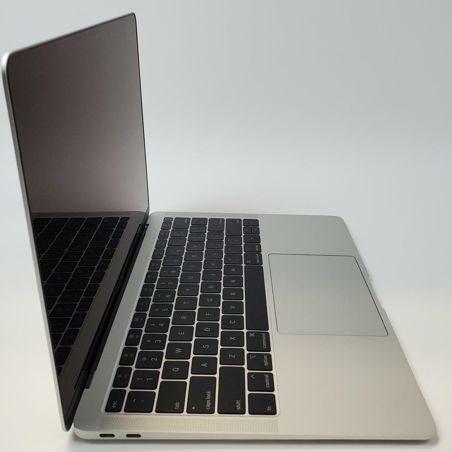 Apple MacBook Air 2019 A1932 Sonoma i5-8210Y 8GB RAM 256GB NVMe | Grade A